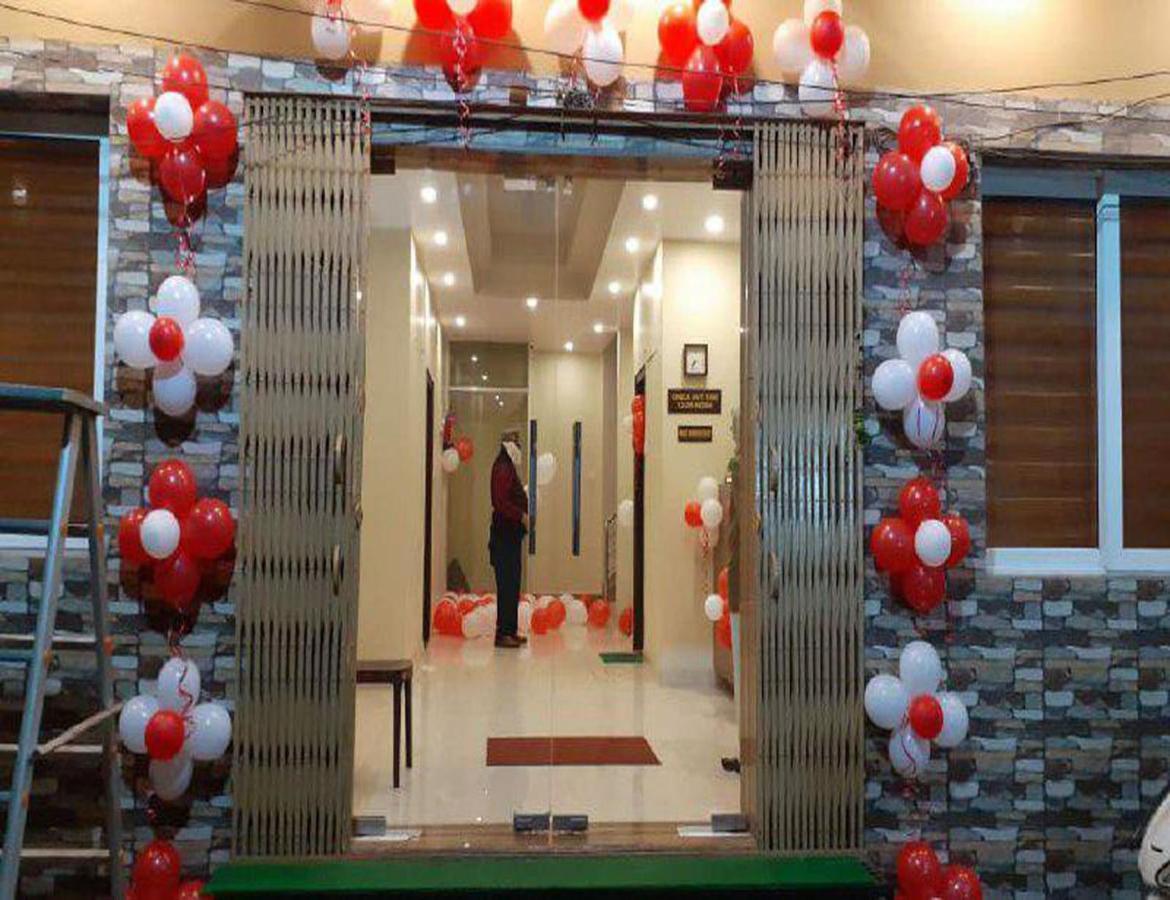 Hotel Artika Inn Varanasi Exteriör bild
